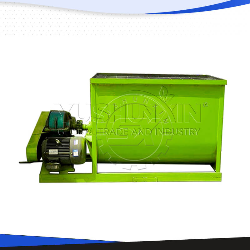 Horizontal fertilizer mixer